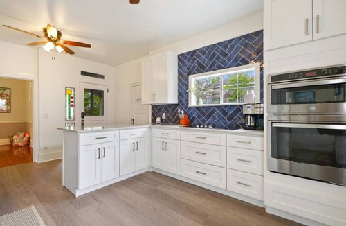 Downtown Historic District House | The Charlotte House - Downtown + pool and hot tub!