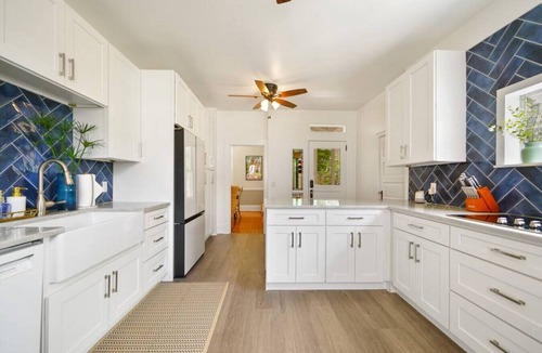 Downtown Historic District House | The Charlotte House - Downtown + pool and hot tub!