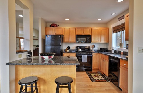 Killington House | The Cocoa Command Center at Top Ridge: 4BR/4BA Ski In/Ski Out