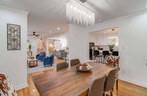 Columbia House | The Cola Gathering Spot | Sleeps 16 | 10 min to DT