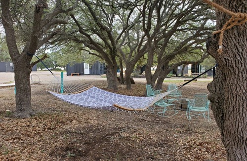 Johnson City House | The Container Retreat @ 290 Wine Trail #1
