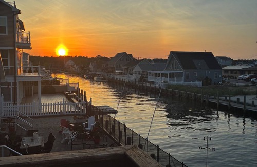 Bayville House | The Cove at Evergreen - Barnegat Bay Retreat with Hot Tub Overlooking the Bay!