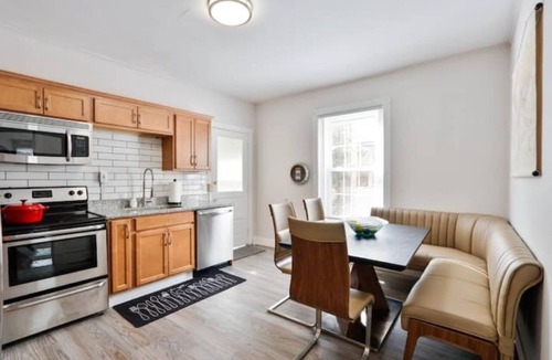 Bethlehem House | The Downtown Hound: An unrivaled haven of comfort & luxury in heart of Bethlehem