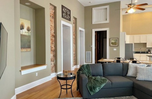 Downtown Cambridge Condo | The Drinking Gourd: Stunning Penthouse in Historic Downtown Cambridge
