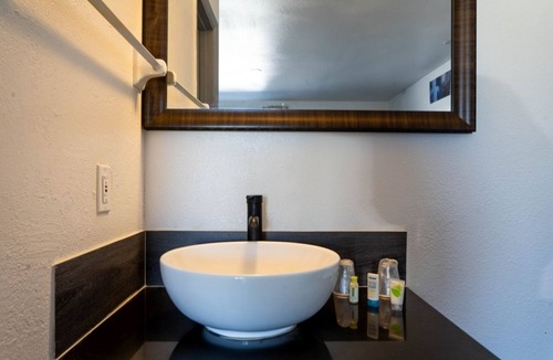 Ocala Hotel | The Duo Den: Two Full Beds for Your Ocala Stay