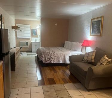 Clearwater Hotel | THE FLORIDIAN INN