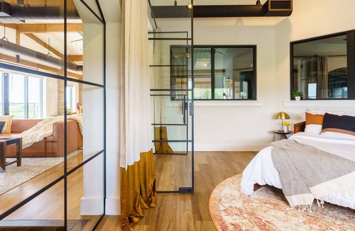Plymouth Condo | The Flyest Place to Stay in the APK