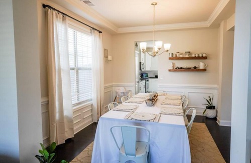 Powdersville House | The Grand 5BR Retreat -15 mins to Greenville