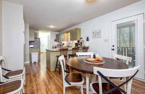 Basye Cabin | The Hideaway - quiet comfort, close to Bryce & Basye