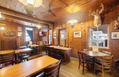 Cedar Key Apartment | The Historic Island Hotel of Cedar Key