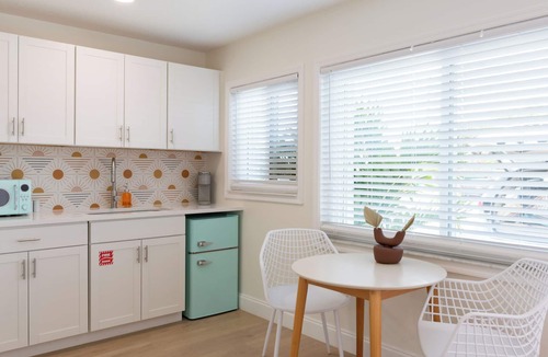 Cocoa Beach Apartment | The Juni