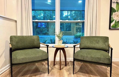 Gainesville House | The Magnolia Modern | New, Near UF, Shands, Nature