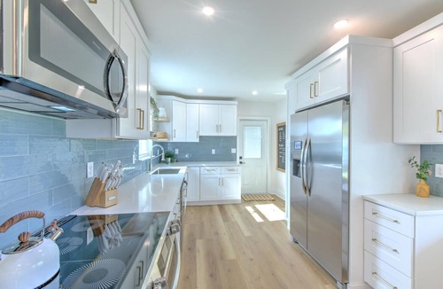 Tampa House | The Peacock Place – Family Home w/Heated Pool