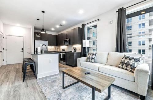 Channel District Apartment | The Perfect 2BD in Channelside District!