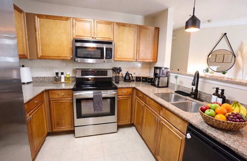Gainesville Condo | The Renew at Cricket | Near I75 Pool & Gym