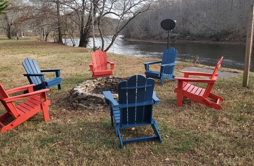 Franklin Cabin | The Ruby River - Phenomenal Riverfront Cabin