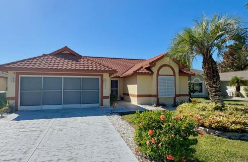 Bradenton House | The Salty Pelican
