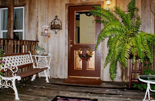 Brooksville Cottage | The Shebeen A small Irish cottage,come experience the enchantment and trnquility