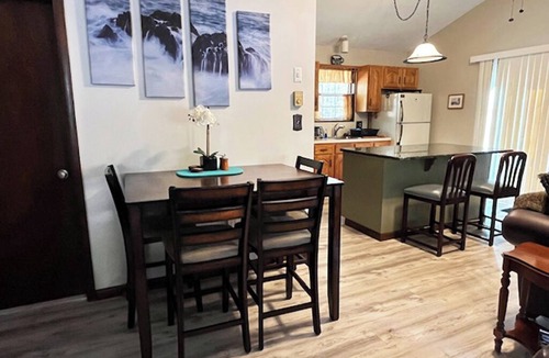 Bushkill House | The Ultimate Poconos Summer Oasis—Our Amazing Space, Endless Pool & Lakeside Fun