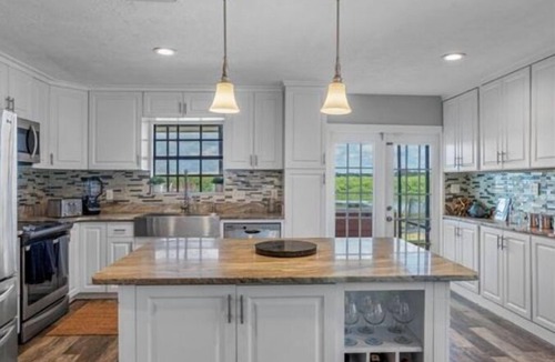 Concerned Citizens of Gibsonton Area House | The Ultimate Waterfront View