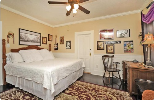Mims Bed & Breakfast | The Wayward Traveler's Inn