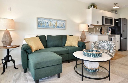 Painters Hill House | The White House Flagler Beach Ocean Views- Master