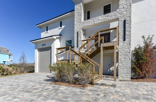 Painters Hill Apartment | The White House Flagler Beach Ocean Views- Unit 12