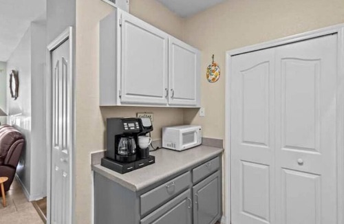 West Kissimmee Apartment | Theme Park Paradise!
