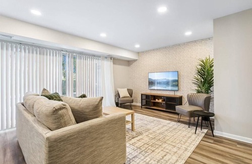 Hampton Apartment | This apartment is a 1 bedroom(s), 1 bathrooms, located in Hampton, VA.