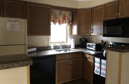 North Creek House | This unit accommodate 2 families up to 12-16 people