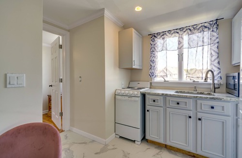 Ortley Beach Apartment | Toms River Apartment w/On-Site Canal Access!