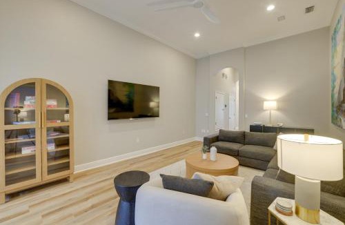 Gainesville House | Townhome w/Patio < 5 Mi to UF Campus!