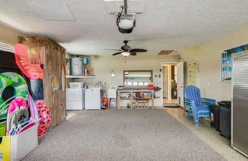Flor-a-mar House | Traditional Florida Home Ready for Families Enjoyment! Boat Rental Available