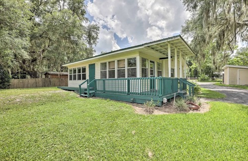 Melrose House | Tranquil Lakehouse with Private Access