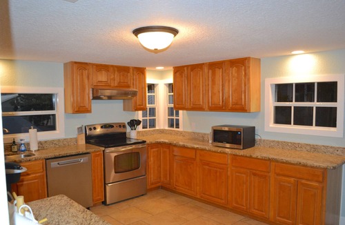 Mount Dora House | TREASURE ON TREMAIN – Charming 3BR/2BA home, Short Walk to Everything!