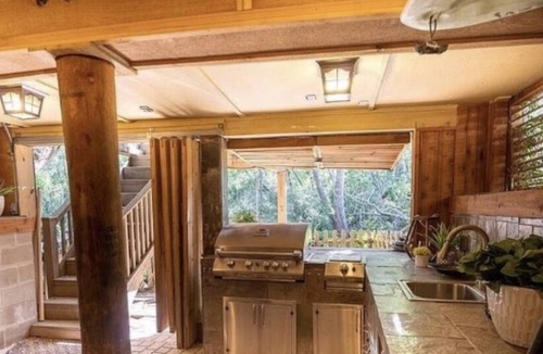 Florida Panhandle House | "Tree House" on The Creek in Mid Town Pensacola!
