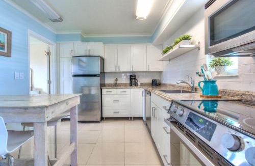 Treasure Island Resort | Tropic Terrace Suite #40 - Beachfront Resort