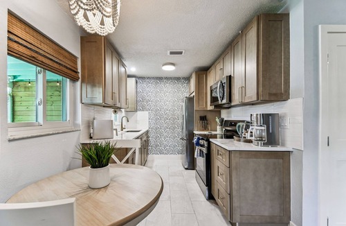 Capri Isle House | Tropical Oasis Near Treasure Island Beach