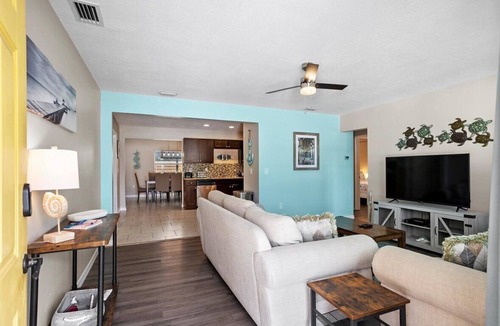 Gulf Gate Estates House | Tropical paradise with large heated pool near #1 award-winning Siesta Key Beach