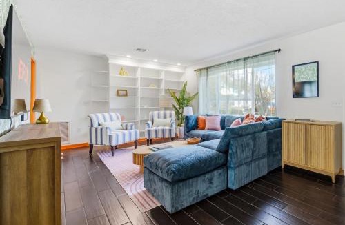 Largo House | Tropical Tee - Putt Putt - Pool - Hot Tub - Bikes