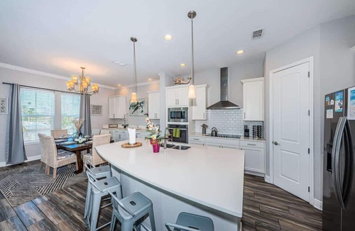 Redington Beach House | Tropical Treasure Villa - Large Swim Spa