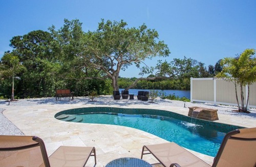 Englewood House | Tropical Waterfront Oasis - Super Cute Home with your own Fishing Dock