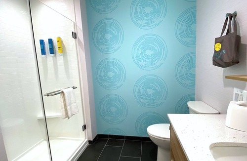 Little Italy Hotel | Tru By Hilton Baltimore Harbor East, MD