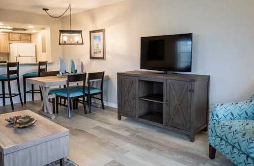 Port Canaveral Resort | Two-Bedroom Villa: Poolside Retreat at Cape Canaveral