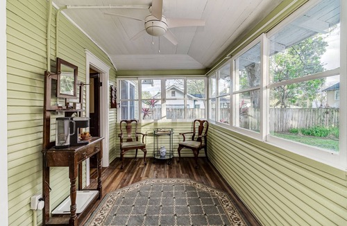 East Lake Morton House | Uncle Ed's Historic Bungalow