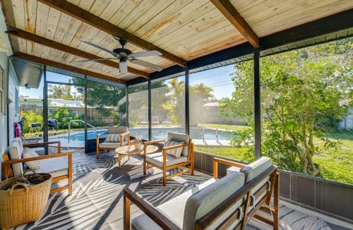 South Bradenton House | 'Uncle Louie's' Gulf Coast Gem w/Outdoor Oasis