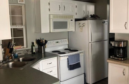 Braden River Cottage | Unique 2-BDRM in Sun Outdoors Sarasota Resort - Includes Golf Cart - Sleeps 6!