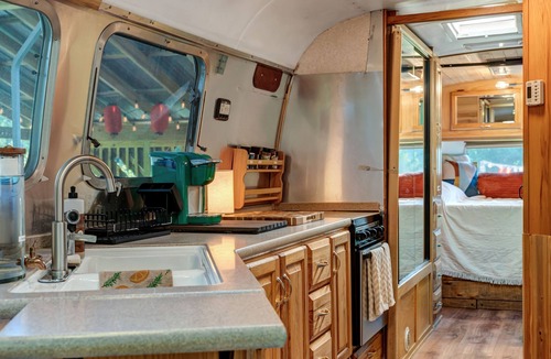 Springfield House | Unique Luxury Glamping on 10 Acres at Monarch Ranch