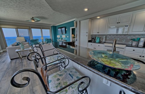 Thomas Drive Condo | Unit 2101: 21st Floor