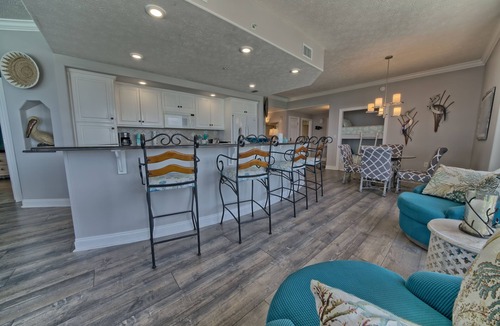 Thomas Drive Condo | Unit 2101: 21st Floor